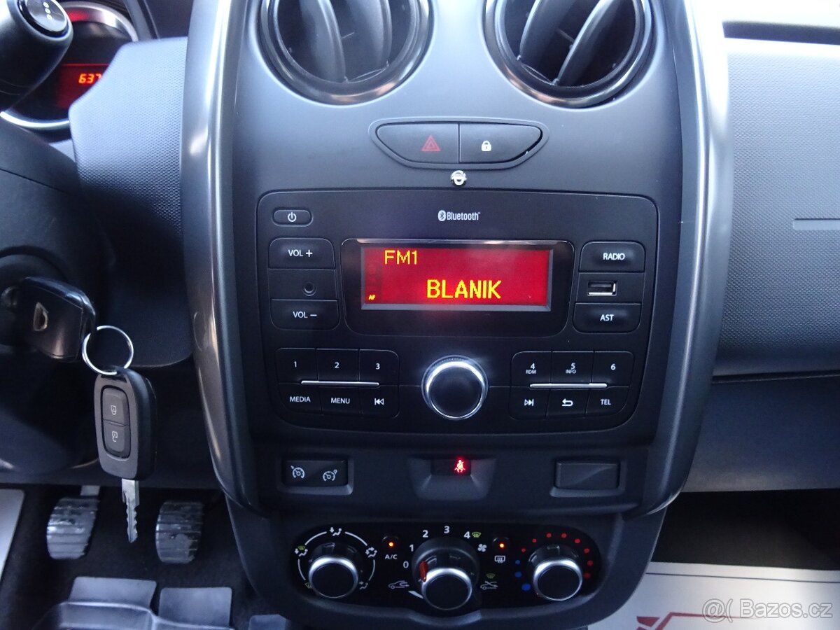 Dacia Duster 1.6i,84kW,1majČR,S.kni,klima,tažné - 13