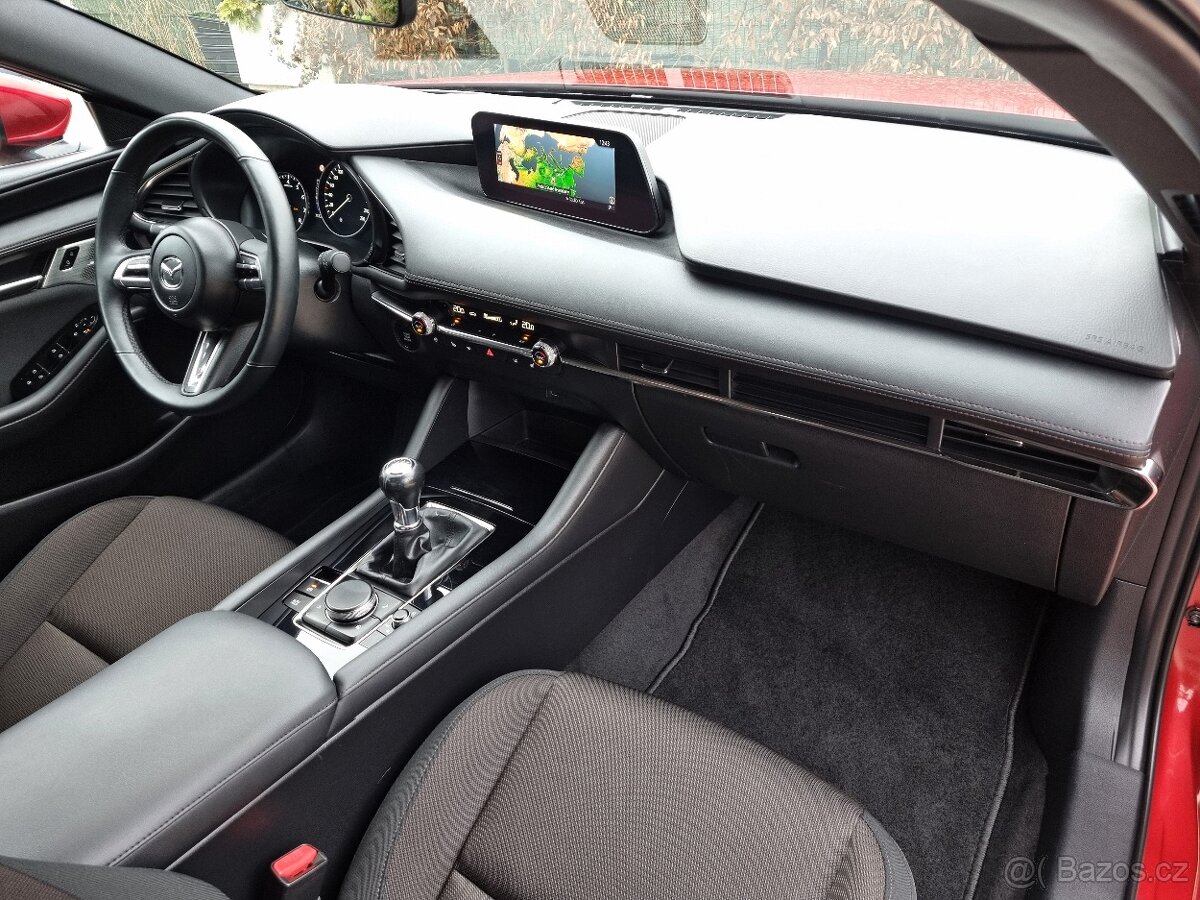 MAZDA 3 2.0 SELECTION r.v.11/2020 BOSE,LED,KAMERA - 13