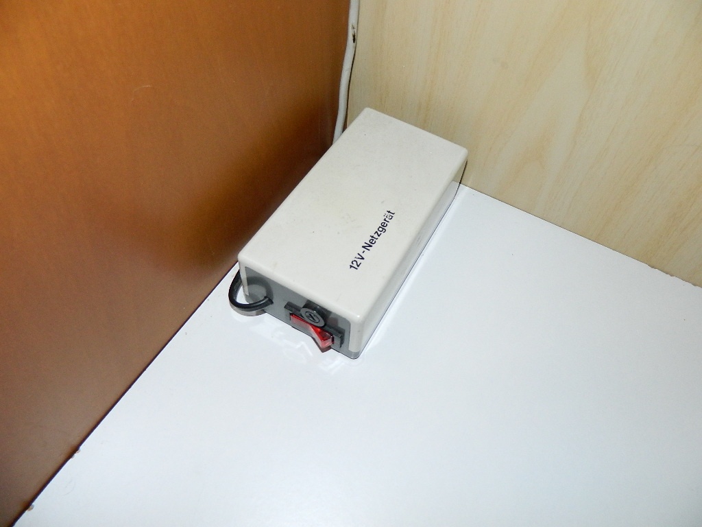 Dvouosý karavan Wilk de luxe - 13