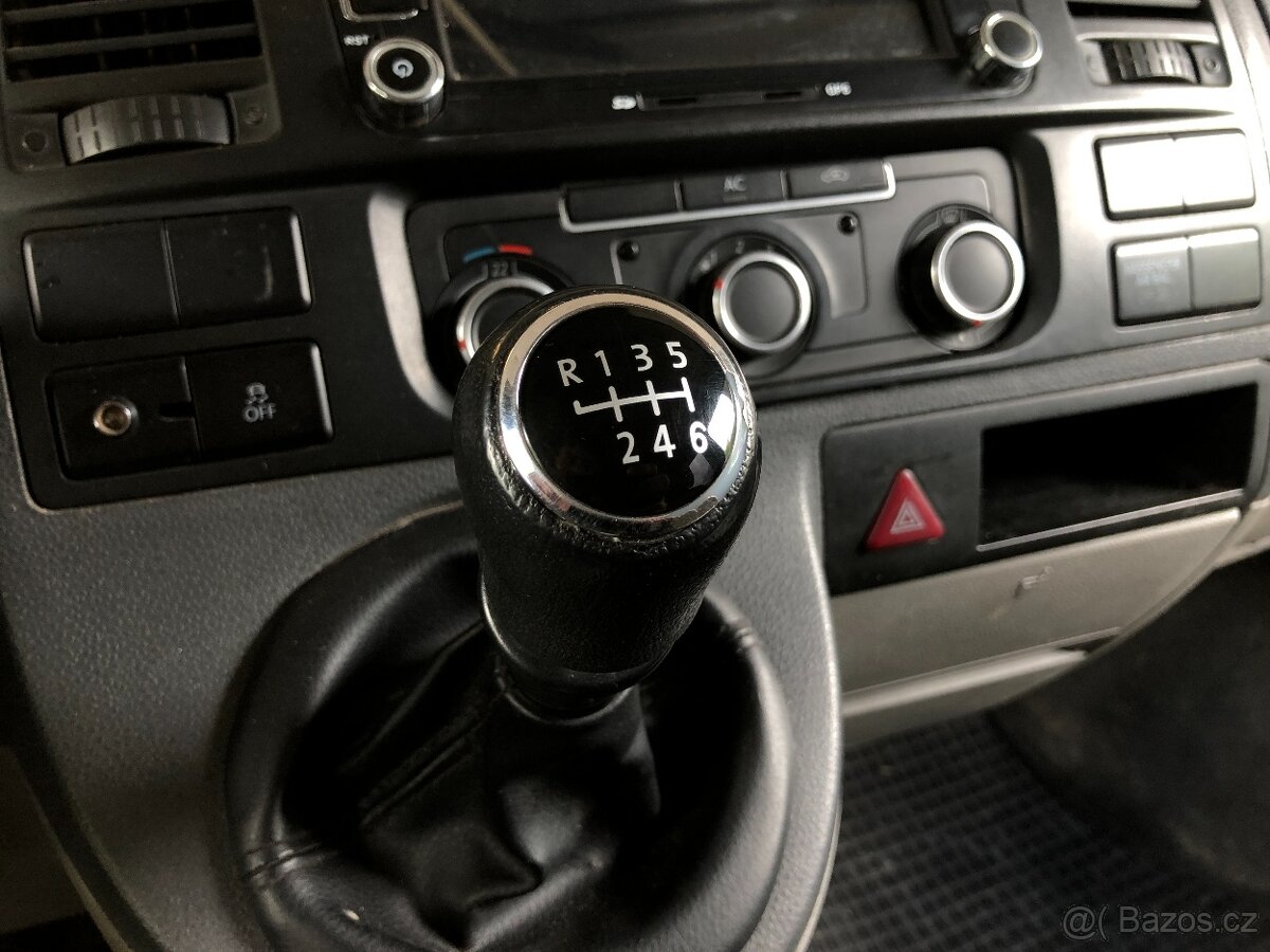 VOLKSWAGEN TRANSPORTER 2.0 TDI 4-MOTION - 13