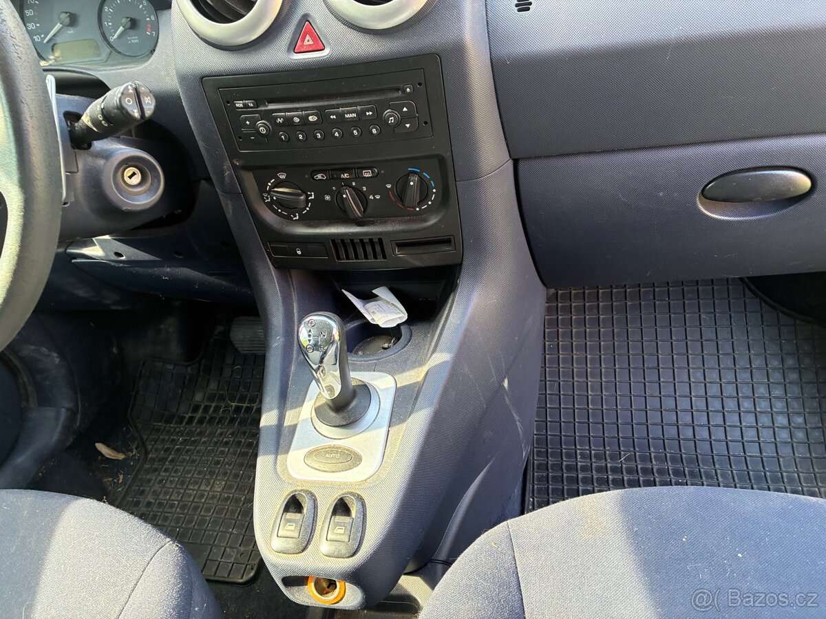 Peugeot 1007 automat - 13