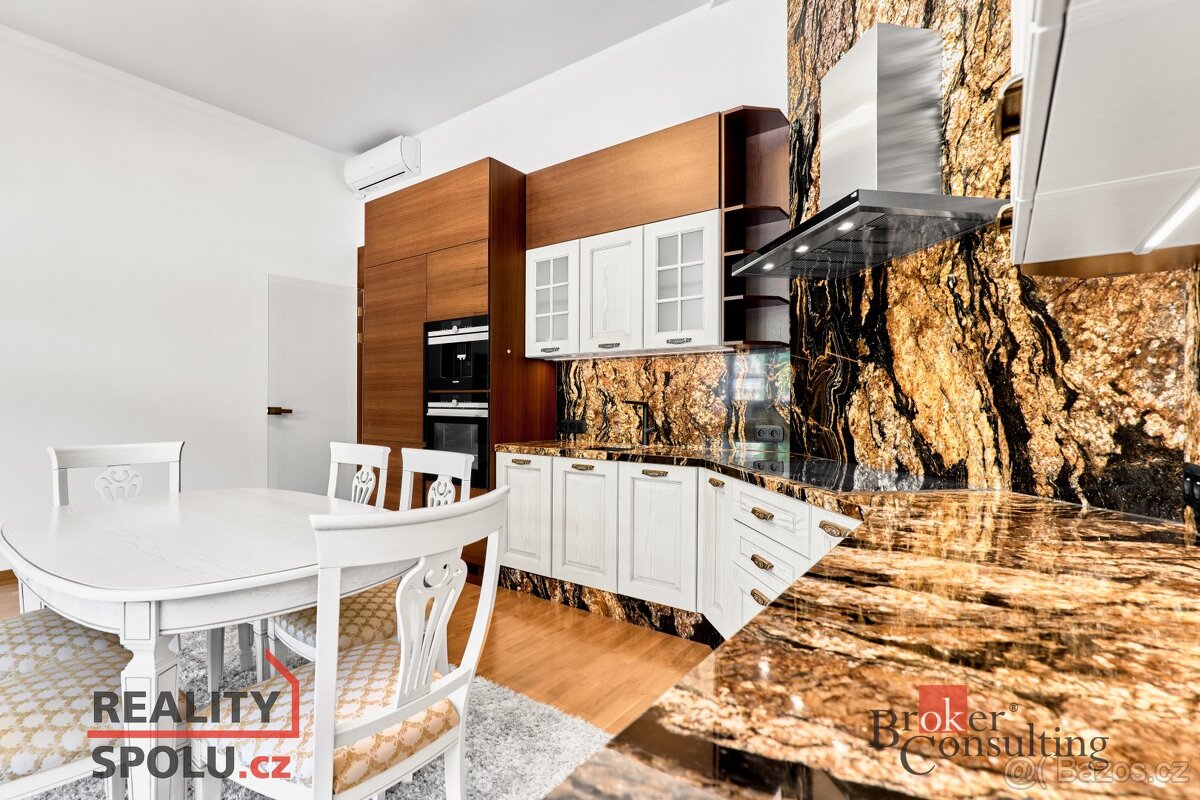 Prodej, byty/3+kk, 137 m2, Divadelní náměstí 2132/19, 36001 - 13