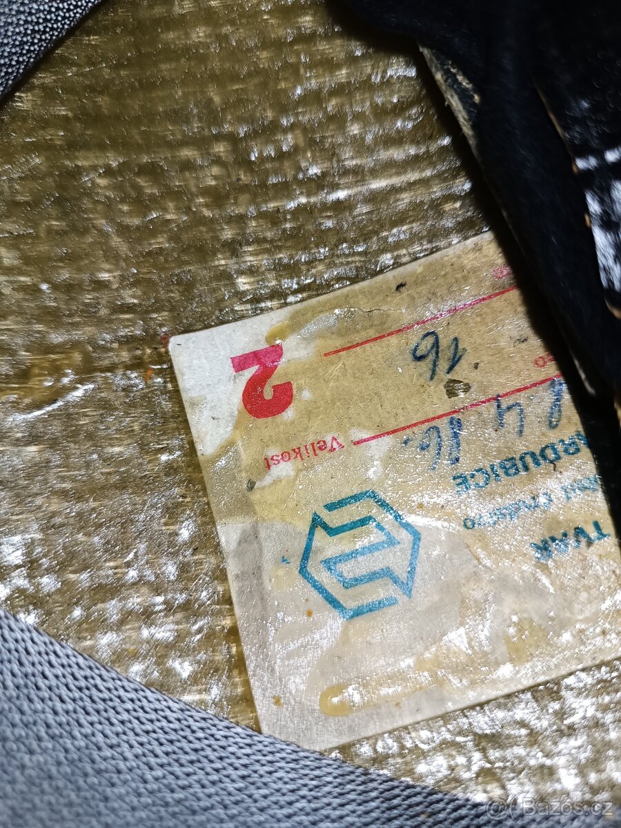 Stará přilba, helma - kakáč - 13