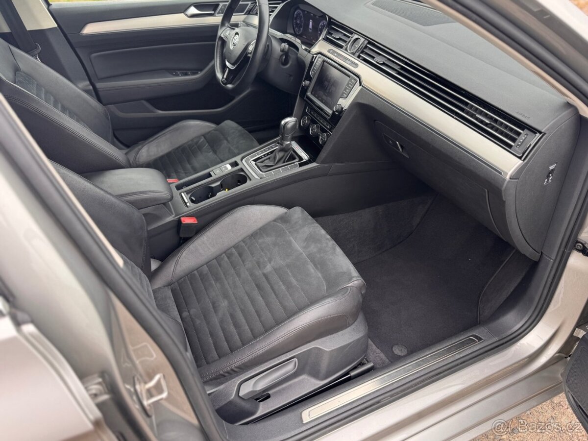 Volkswagen Passat 2.0 TSI DSG Highline 4motion - 13
