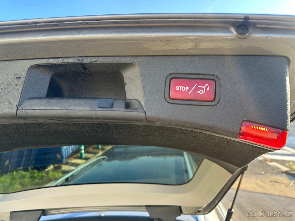 Mercedes-Benz E-Class W212 220 CDI • Avantgarde • 2011 - 13