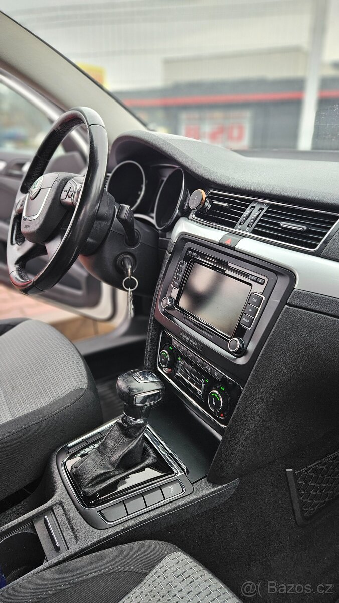 Škoda Superb II 2.0TDi 103kw DSG Combi - 13