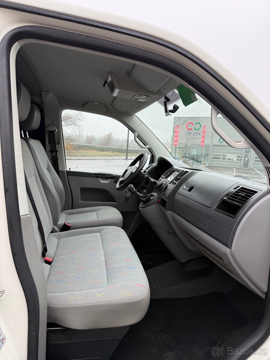 VW Transporter T5 1.9 TDI - 13