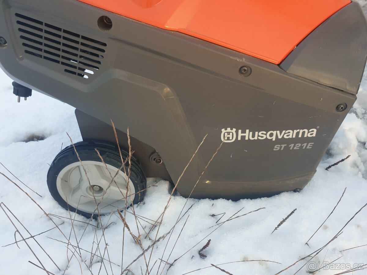 Husqvarna sněhová fréza - 13