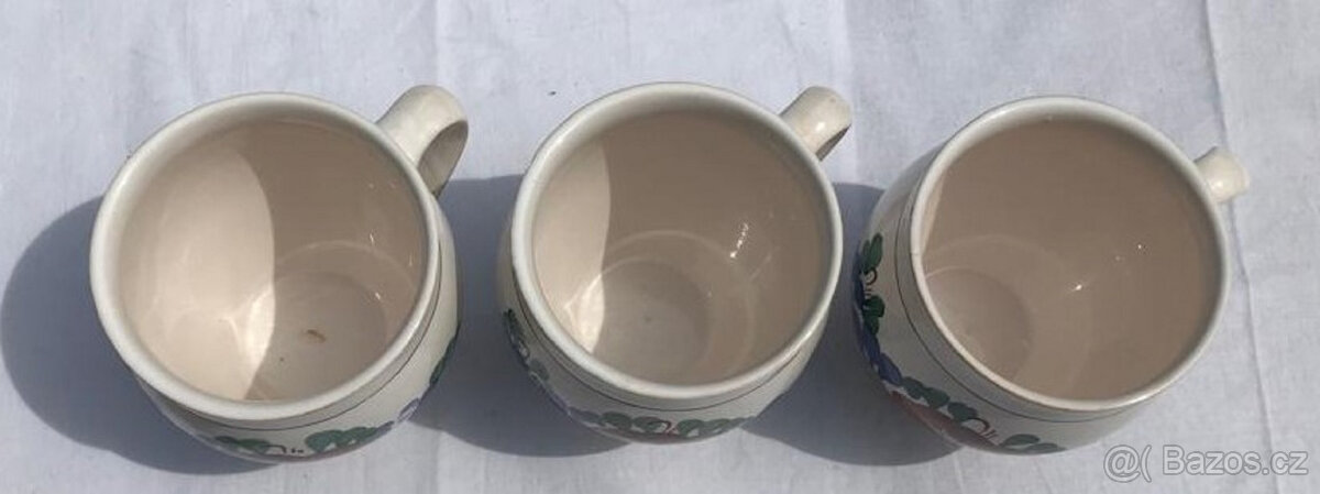 Závěsná Police + 6x Kořenka + 3x Hrnek Porcelán - 13