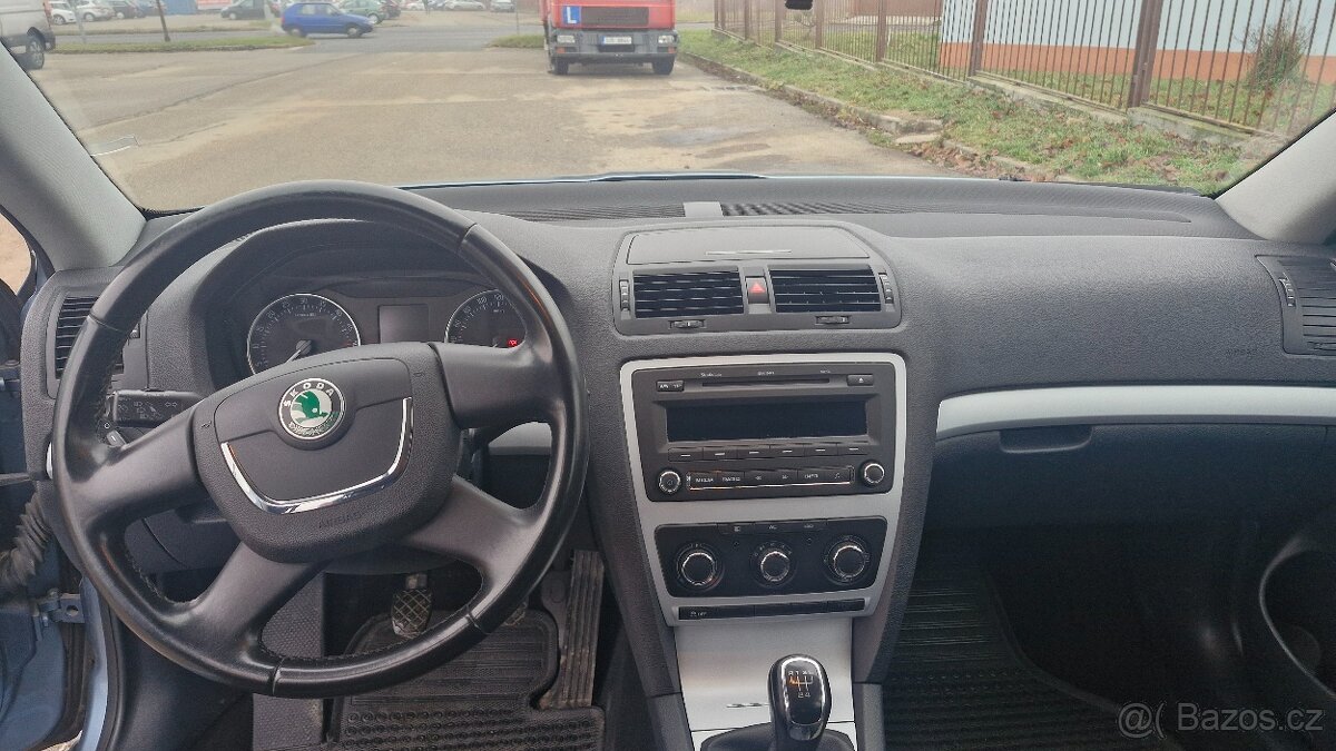 Škoda octavia 2 1.6 TDI 77kw - 13