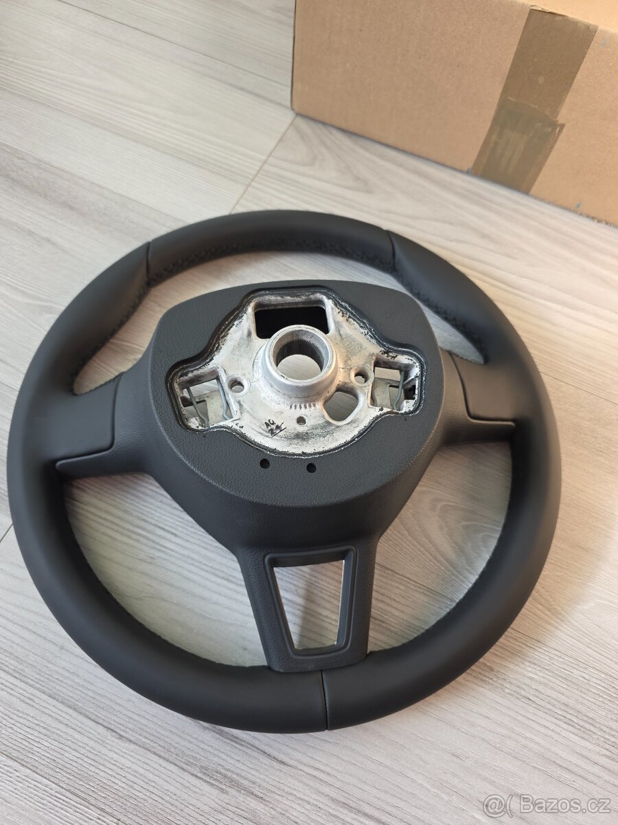 Nový MULTIFUNKČNÍ volant Škoda - 13