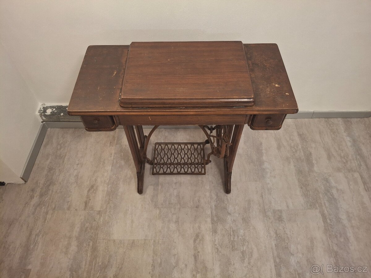 Šicí stroj Singer - 13