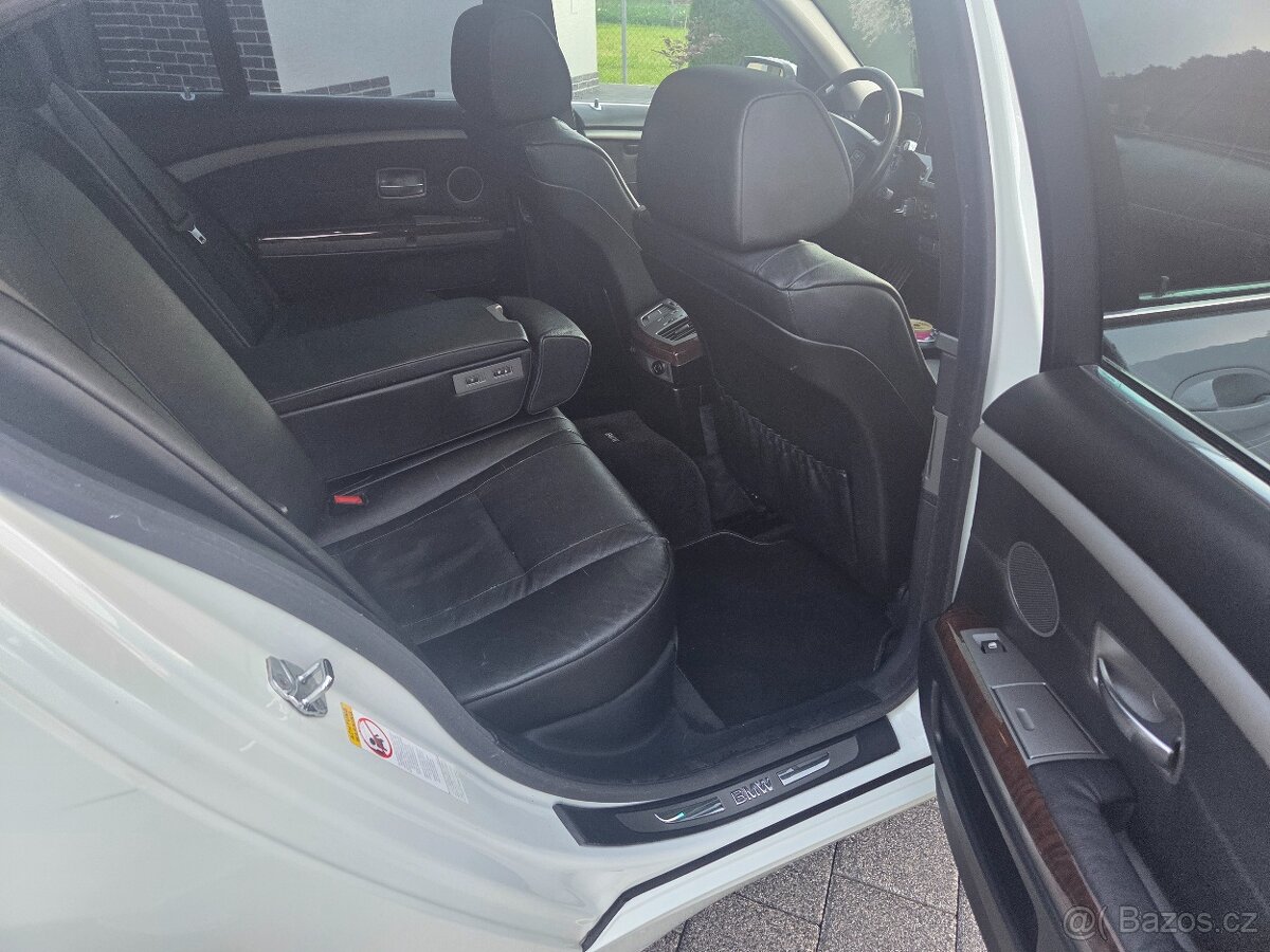 BMW Rad 7 745 i A/T E 65 V8 4,4 - 13