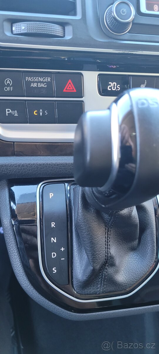 VW Multivan T6 2,0TDi 150kW DSG 4x4 Highline 7.mistný DPH - 13