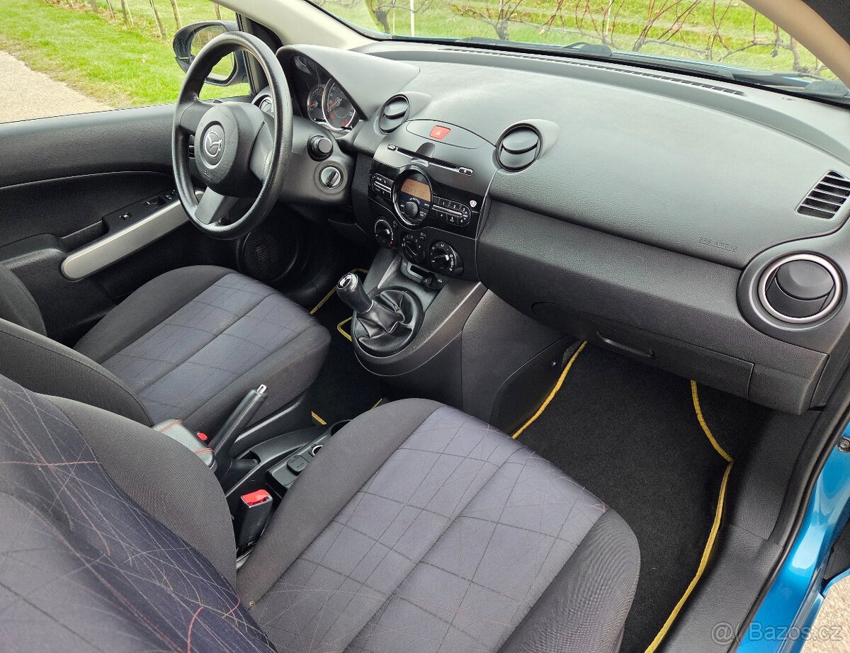 Mazda 2 1.3 16V 55KW/75 koní R.V.08/2012 - 13