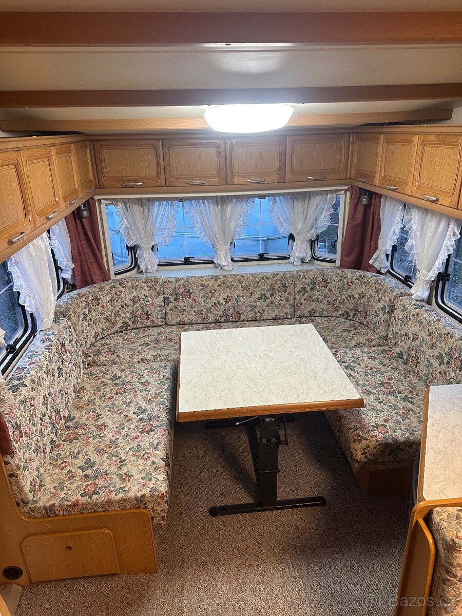 Karavan Hobby Landhaus - Přídavná Střecha, Předstan - 13