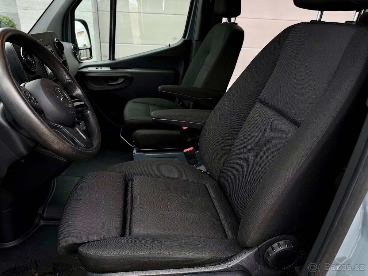 Mercedes Benz Sprinter, mikrobus 8 míst - 13
