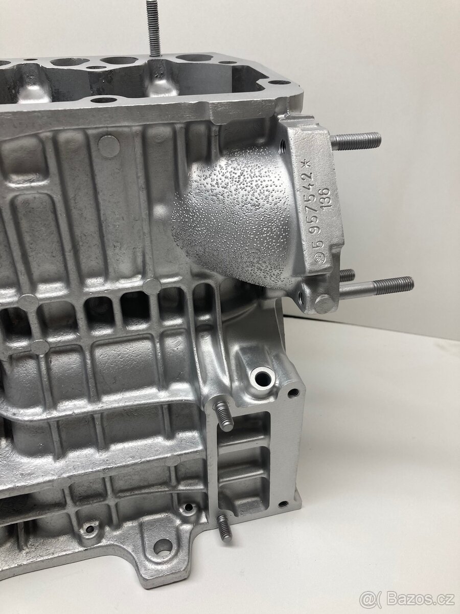 Hlava motoru Felicia - 13