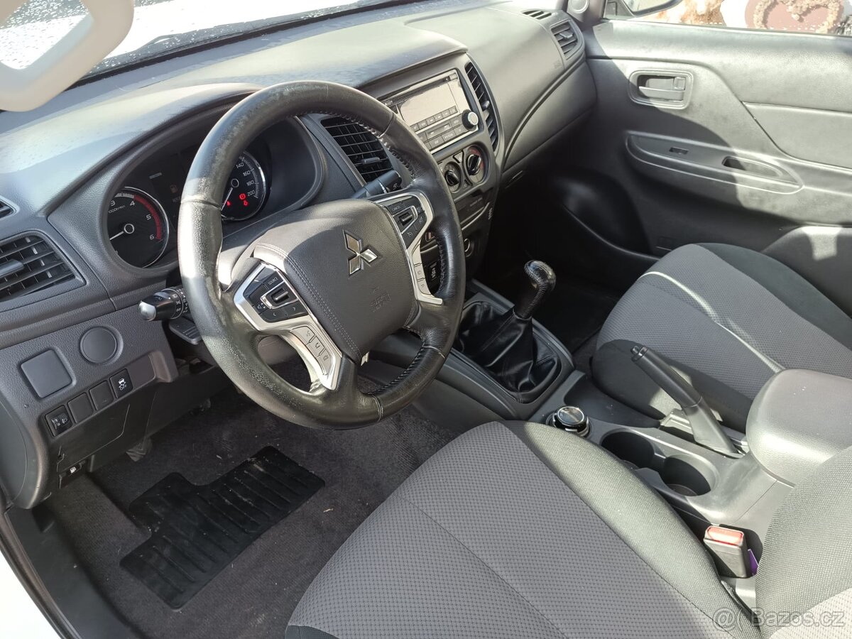 MITSUBISHI L200 - NA PREDAJ - 13