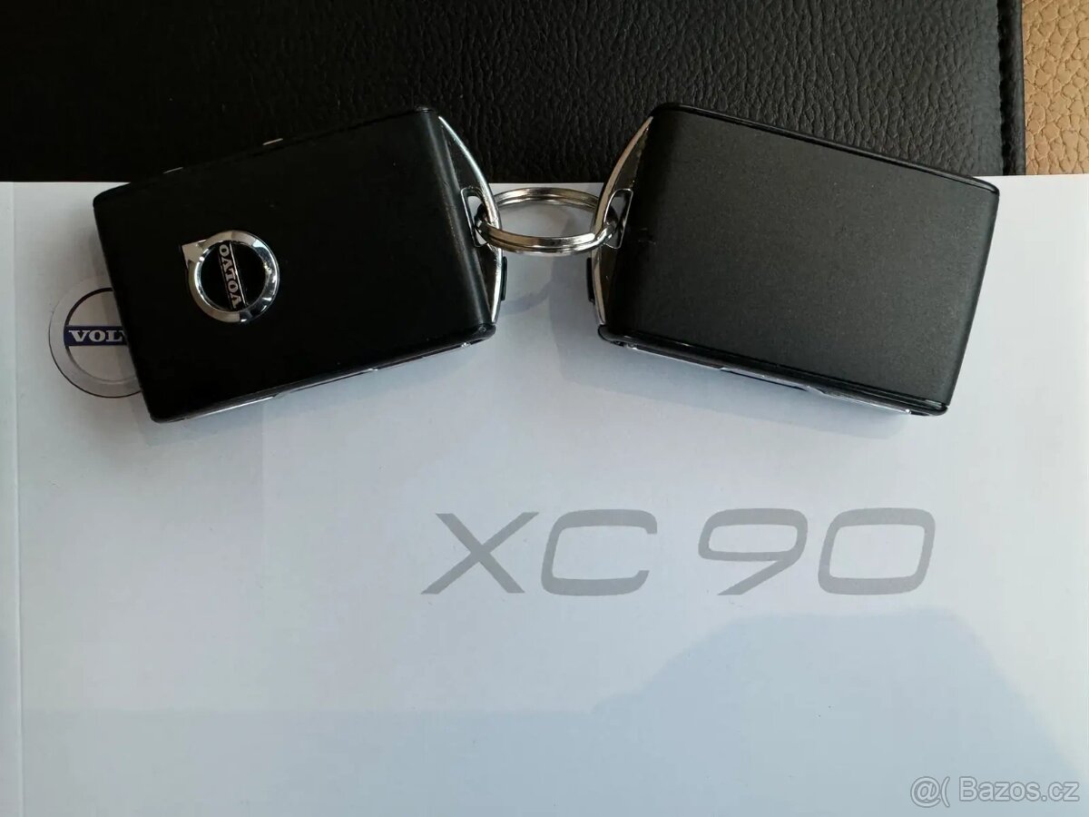 Volvo XC90 2.0 D5 Momentum AWD - 13