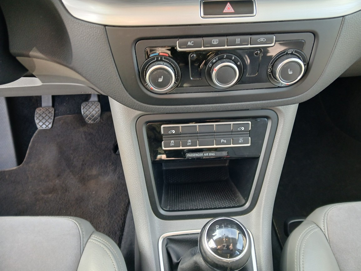 Volkswagen Sharan 2,0 TDI - 13