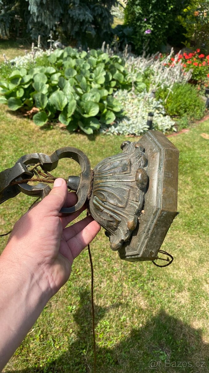 Hodně starý závěsný lustr nebo svítidlo - 13