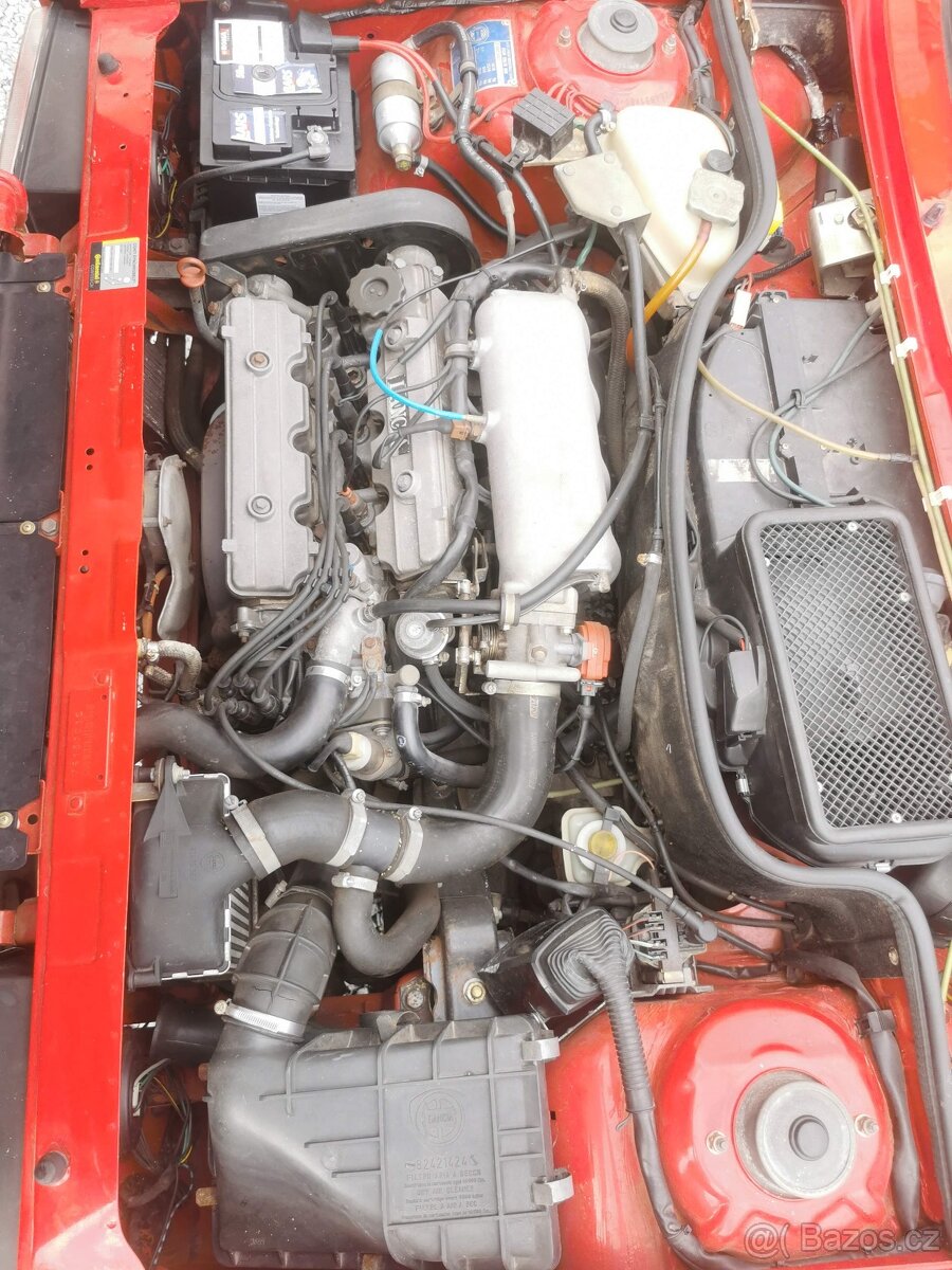 Lancia Delta 1.6 i HF Turbo - 13