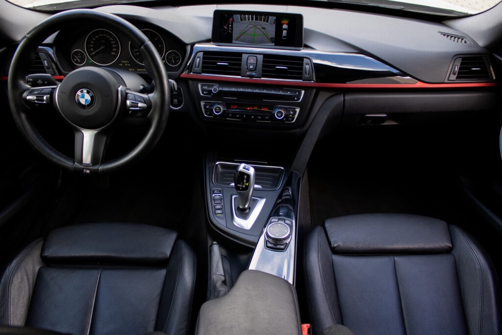 BMW Rad 3 320d GT xDrive A/T - 13