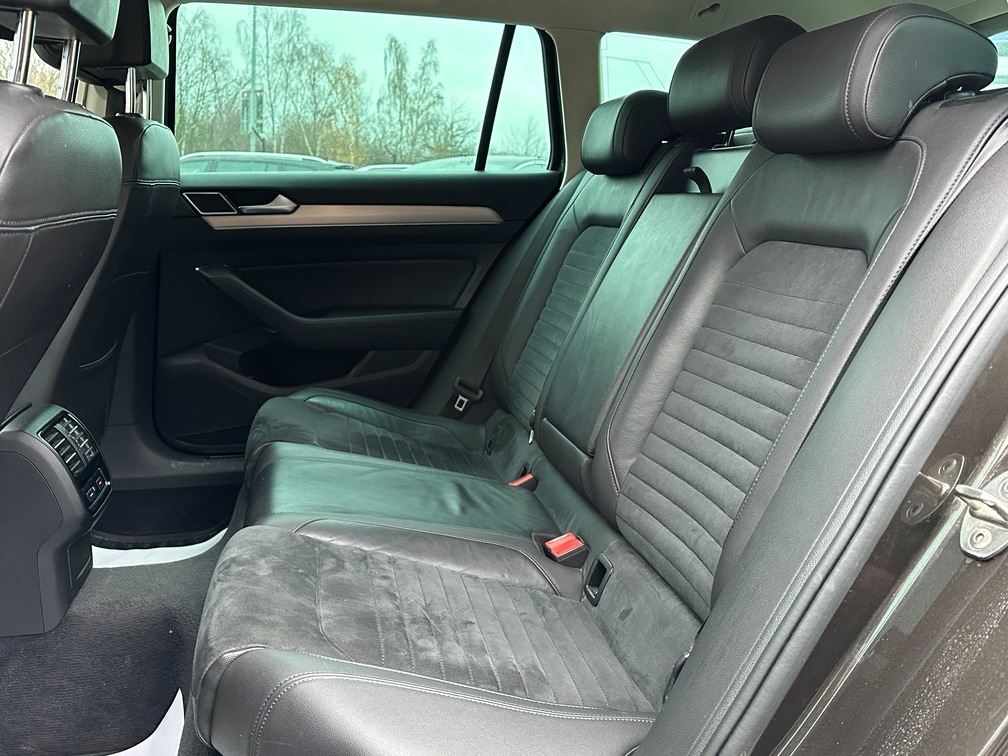 Volkswagen Passat 2016 - 13