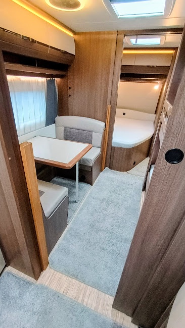 Hobby 720UKFE, solár, KLIMA, markýza, palandy, předstan - 13