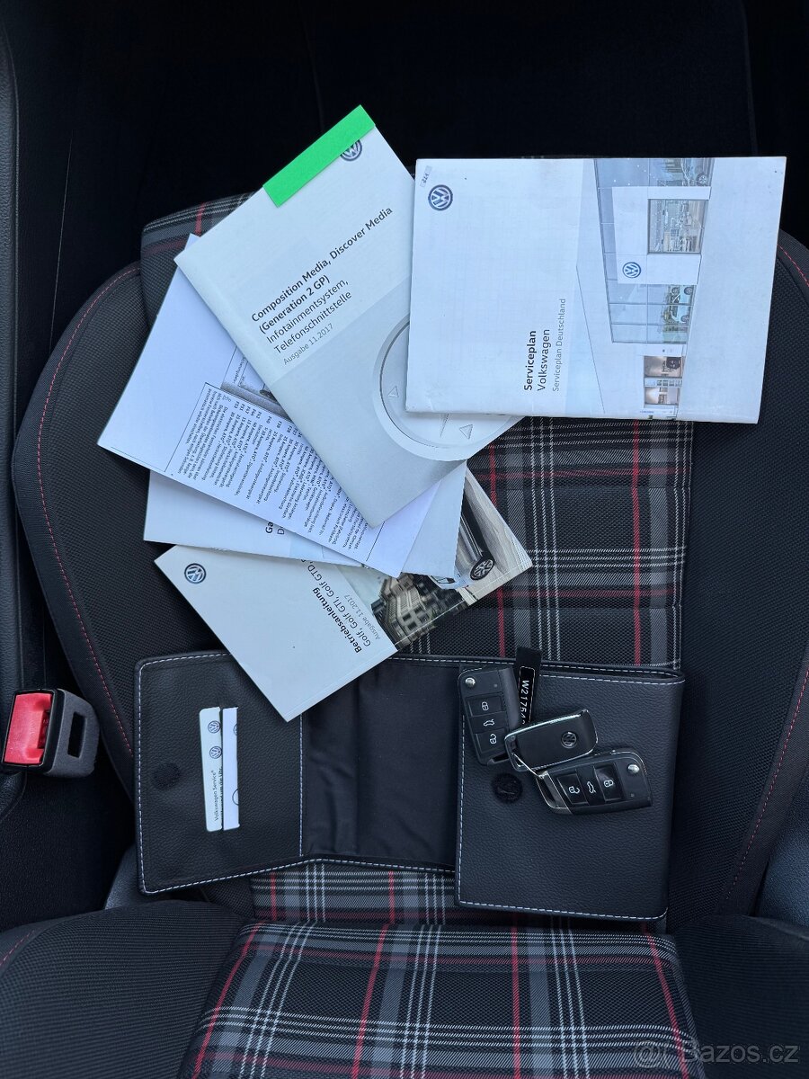 VW GOLF 7,5 GTI PERFORMANCE - 13