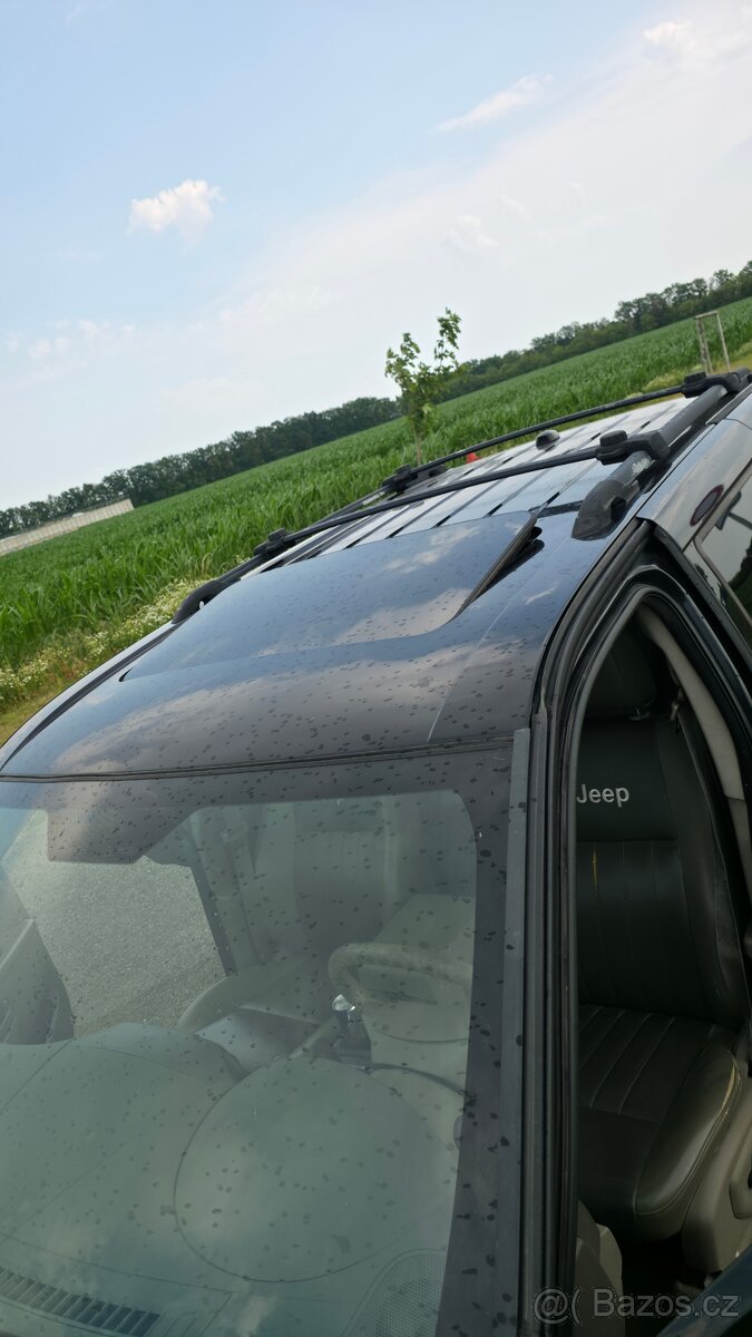 Jeep Grand Cherokee - 13