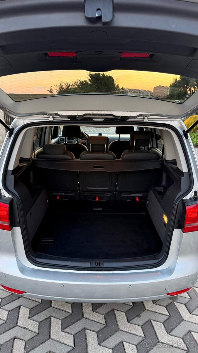VW TOURAN 1.6Tdi 77kw DSG - 13