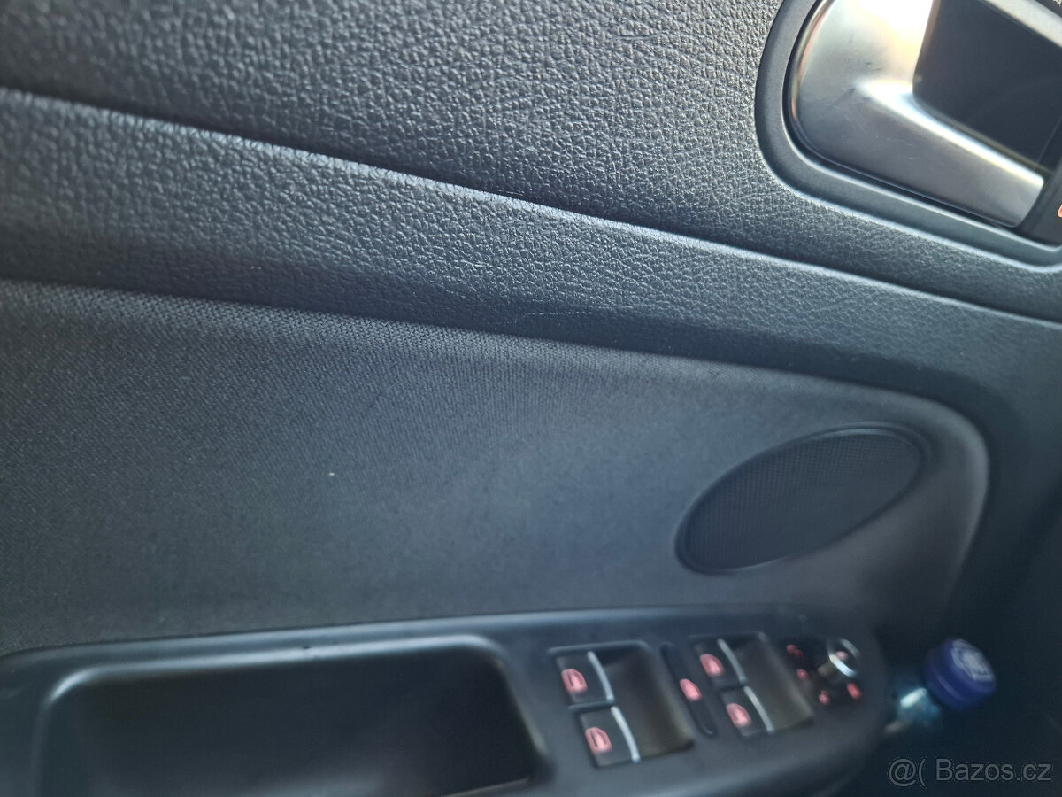 VW Volkswagen Golf Plus 1.6 TDI - tažné - 13