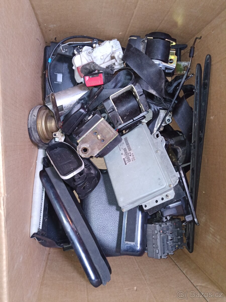 Peugeot 406 coupe díly - 13