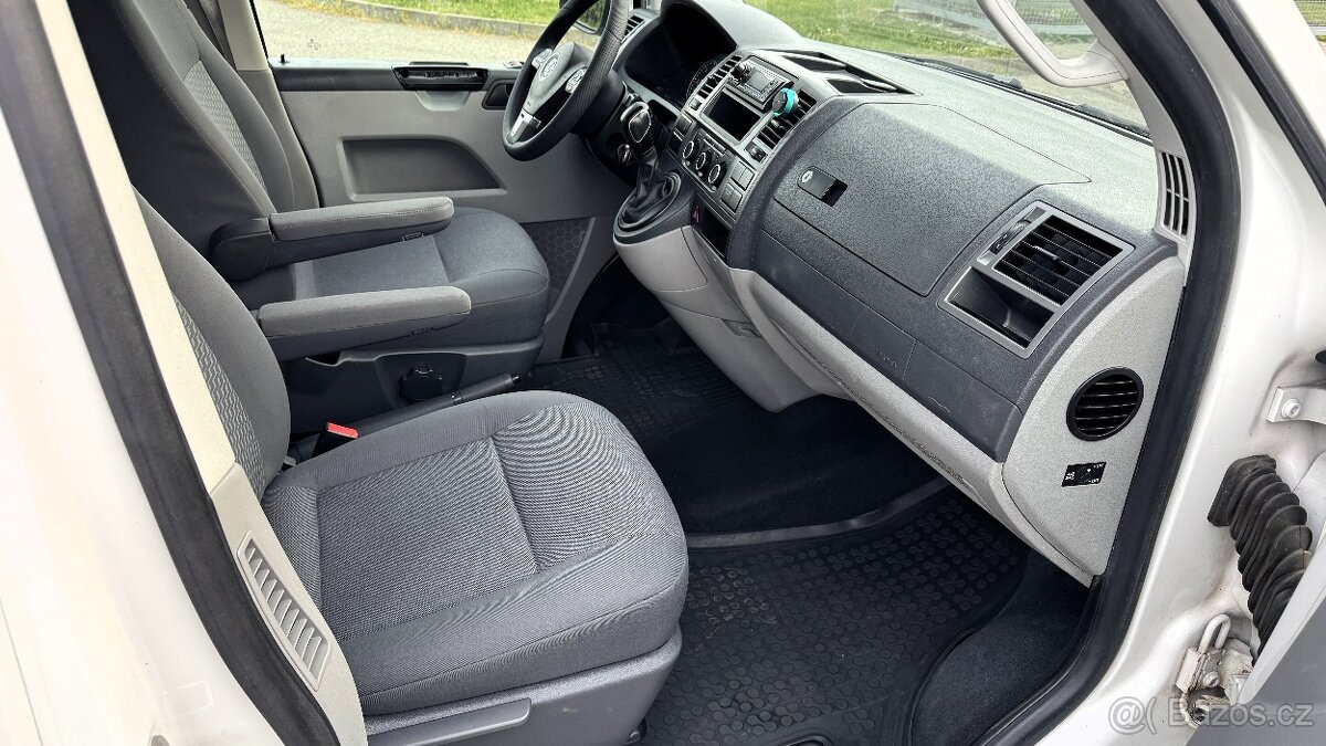 VW Transporter 2.0TDi T5 Long DSG - 13
