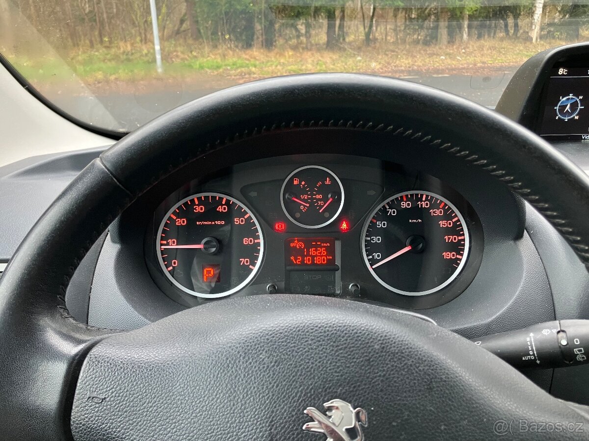 Peugeot Expert Tepee - 13