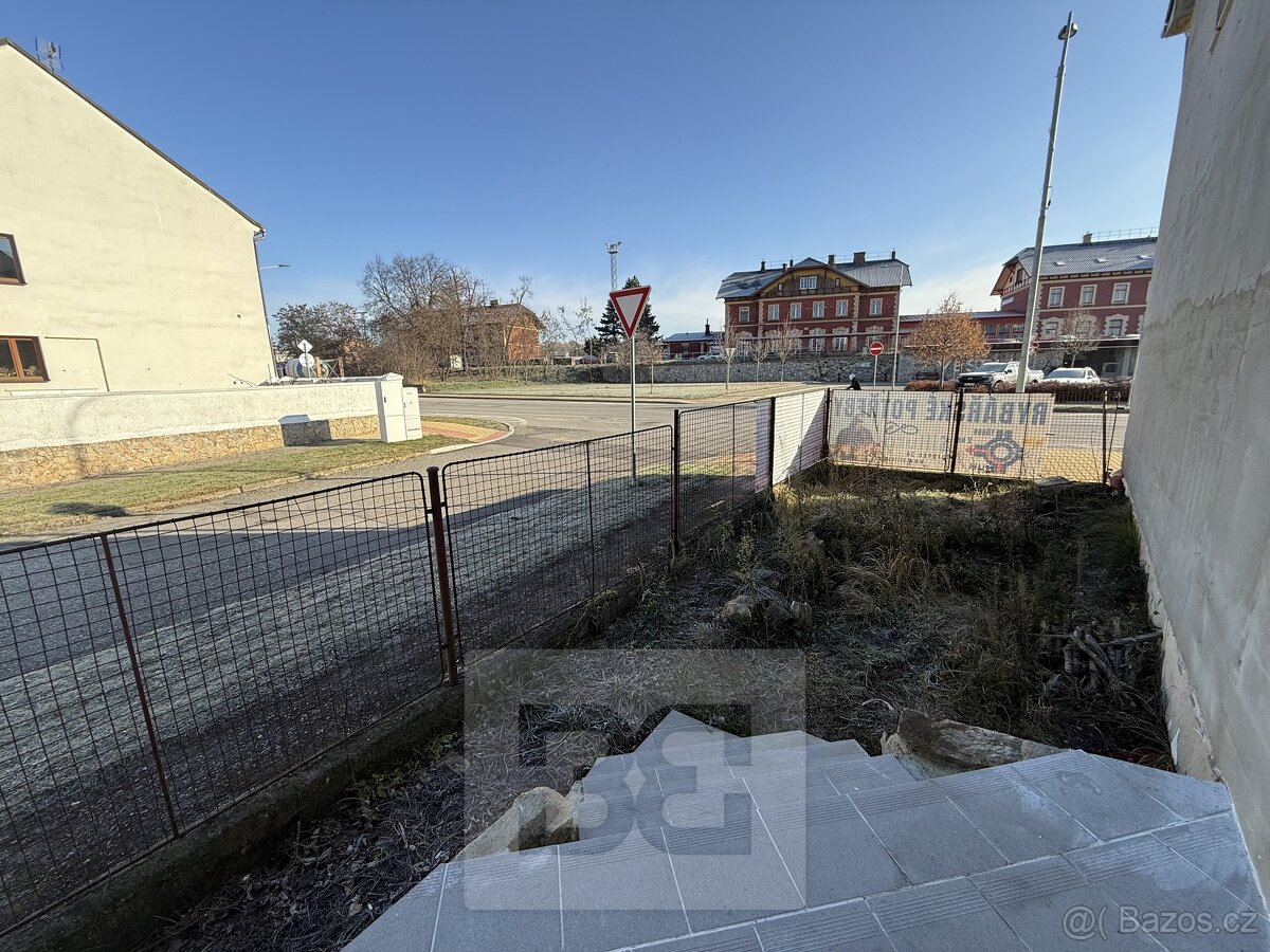 Pronájem bytu 2+kk 50 m², Veselí nad Lužnicí II - 13