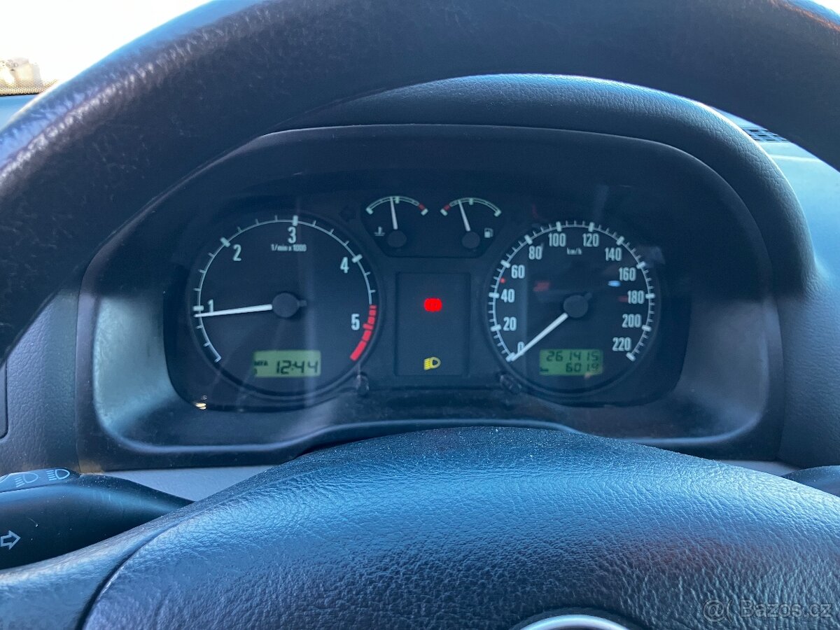 Moc pěkná Octavie - 13