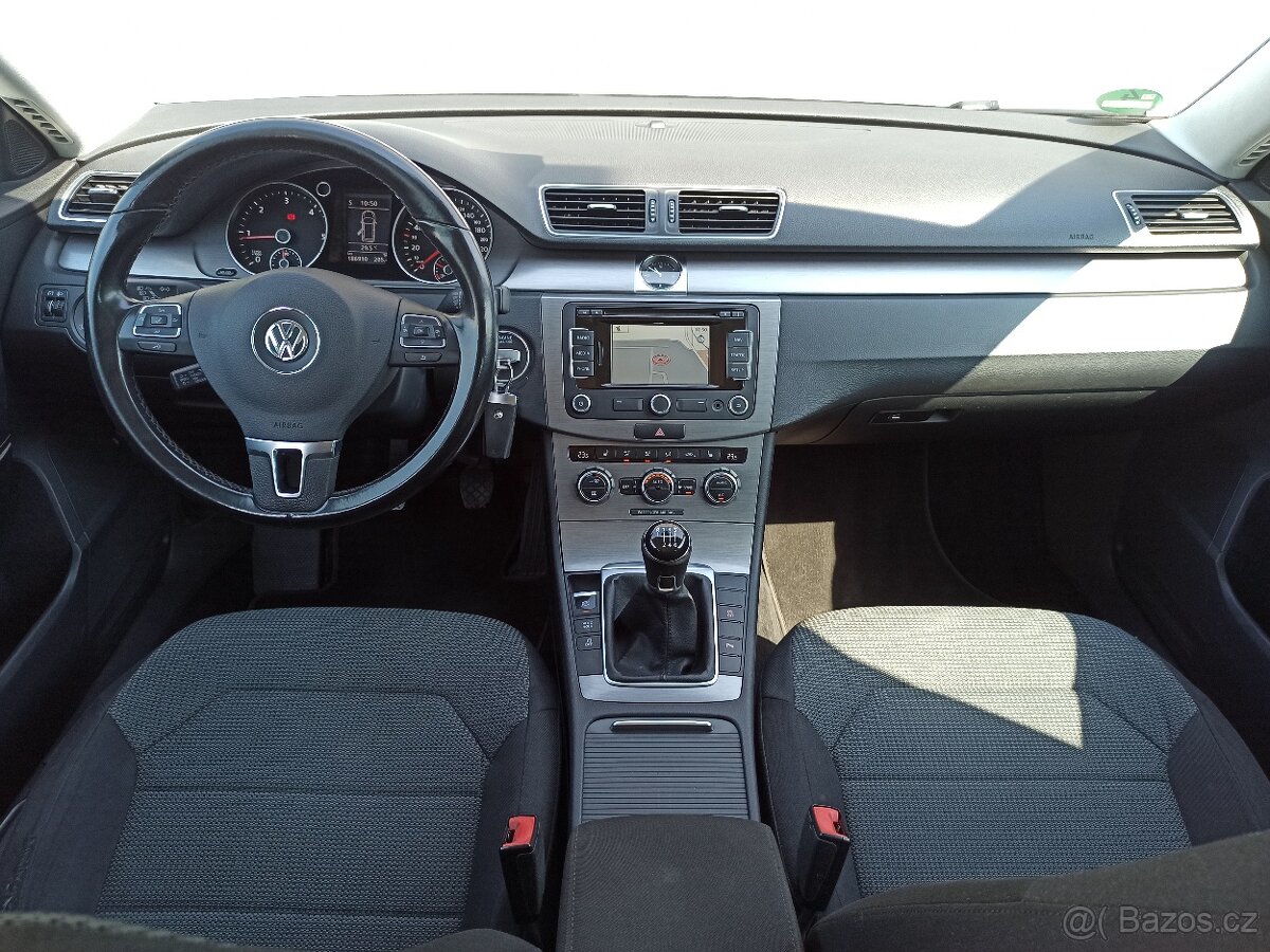VOLKSWAGEN PASSAT 2.0TDI 103kW - 13