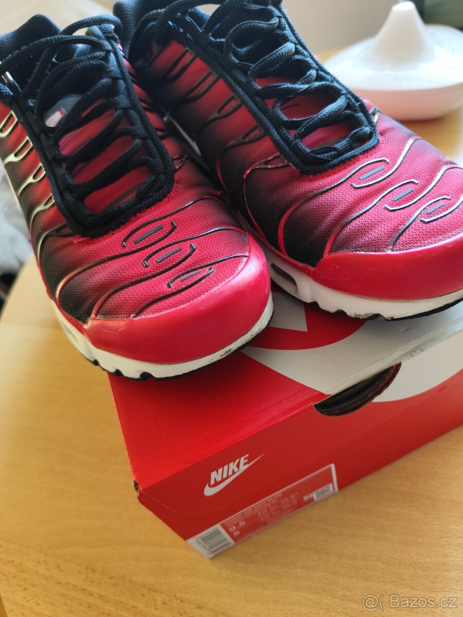Tenisky Air Max Plus TN vel.41 - 13
