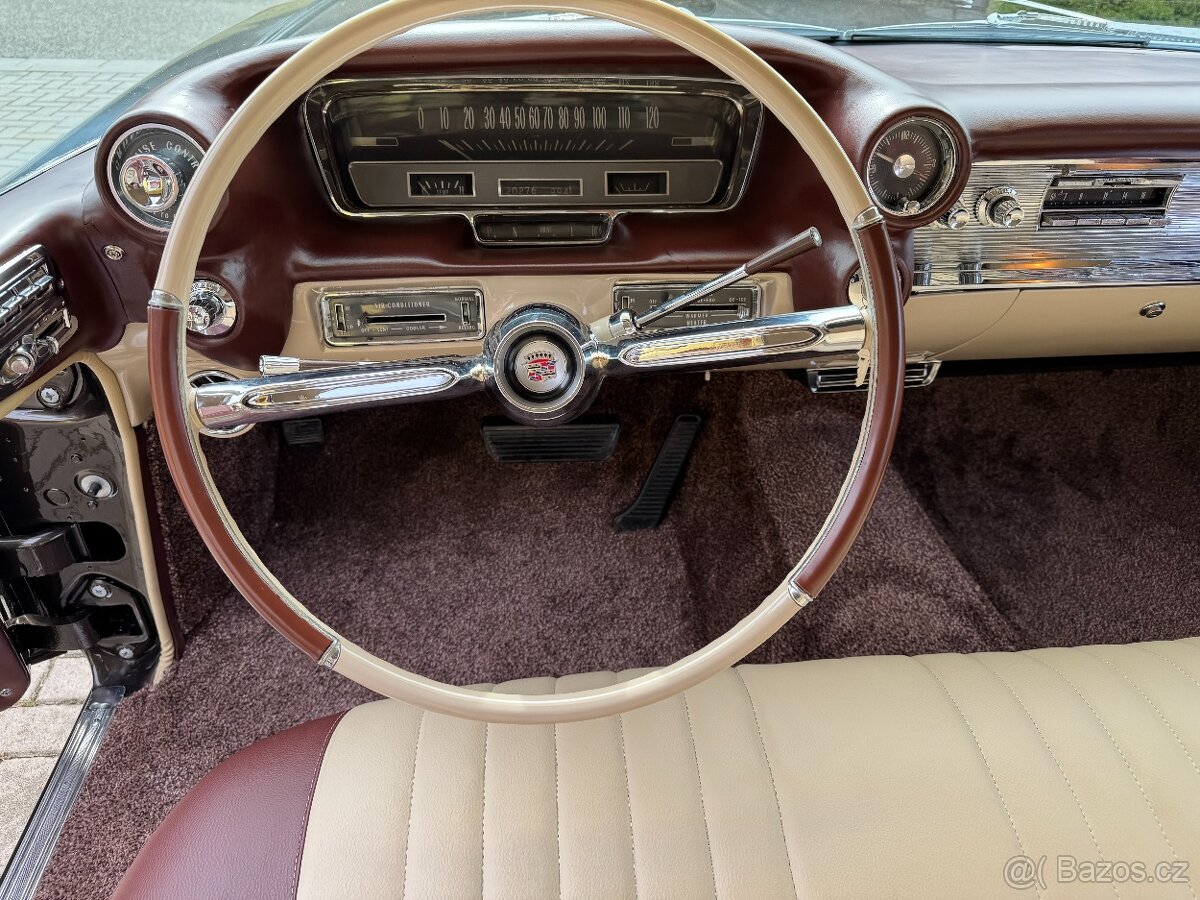 Cadillac Sedan DeVille 1960 - 13