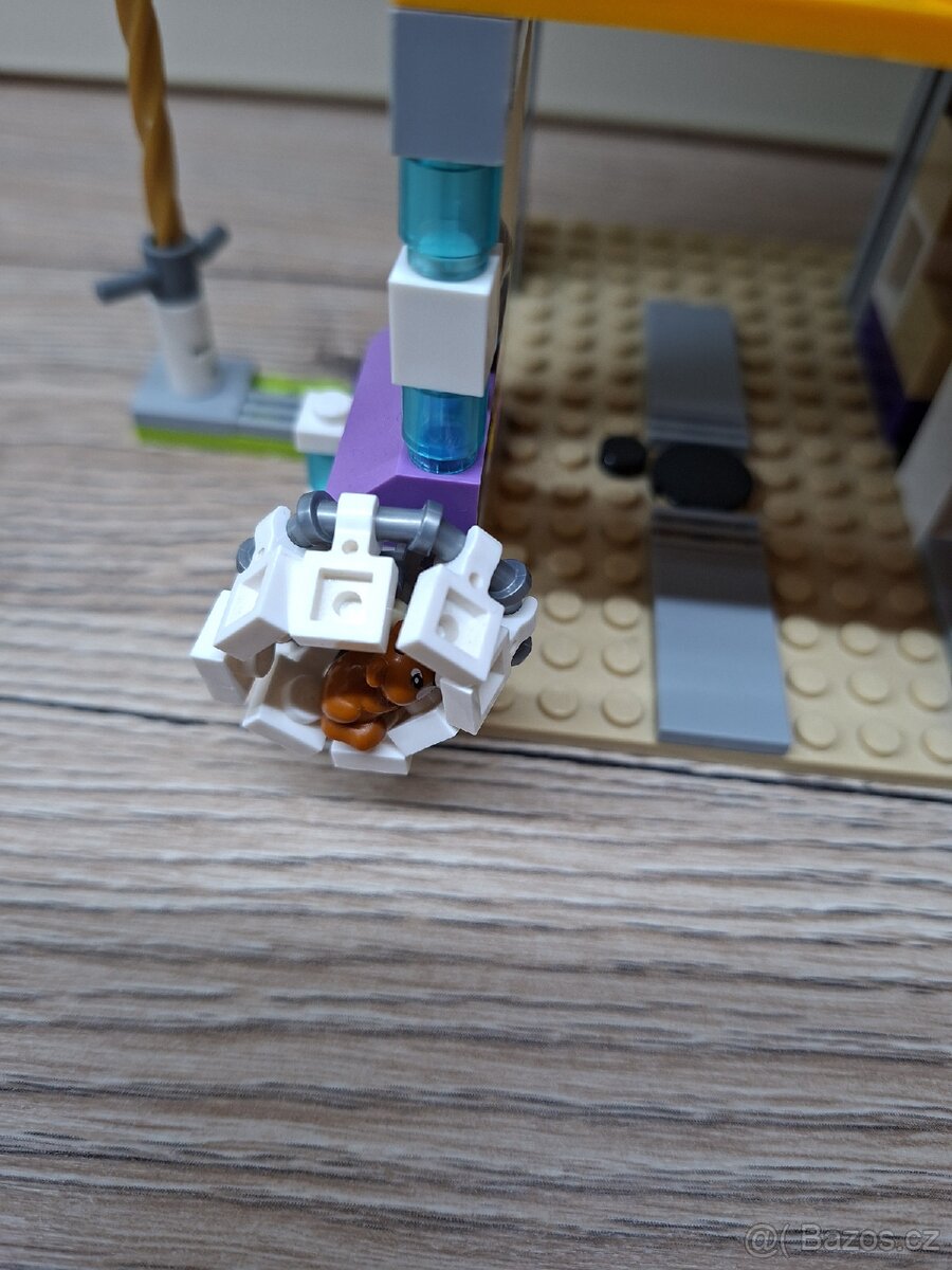 Lego® Friends Dům přátelství - 13