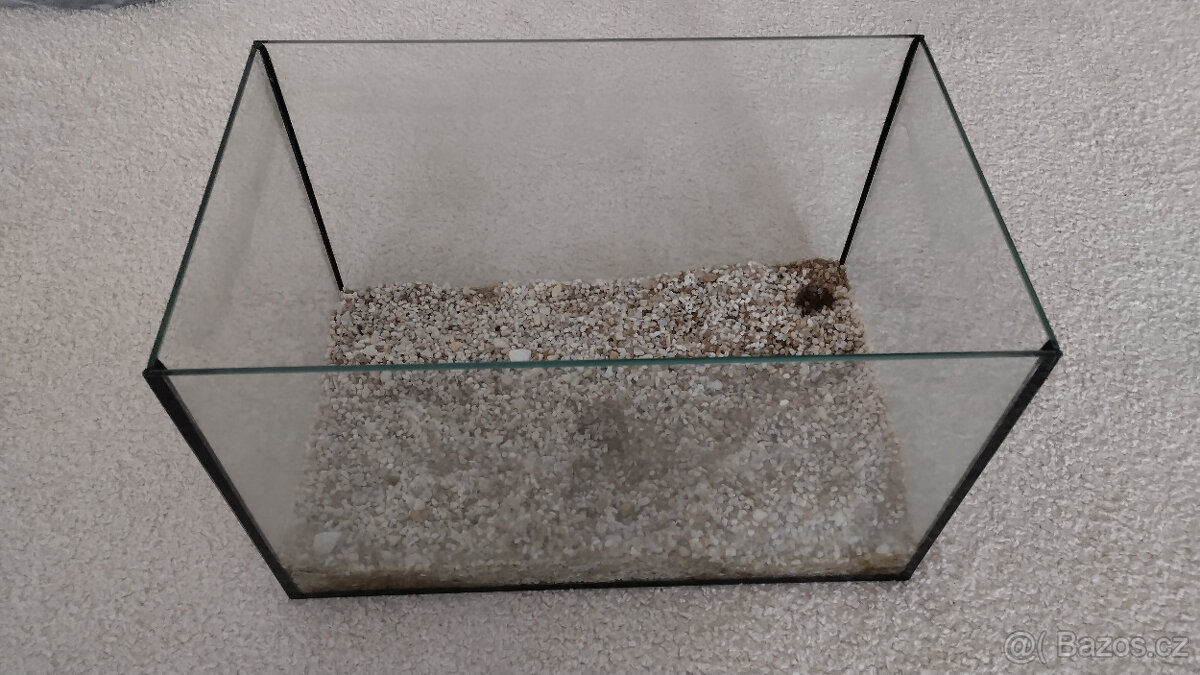 Akvarium 25l s vybavením - 13
