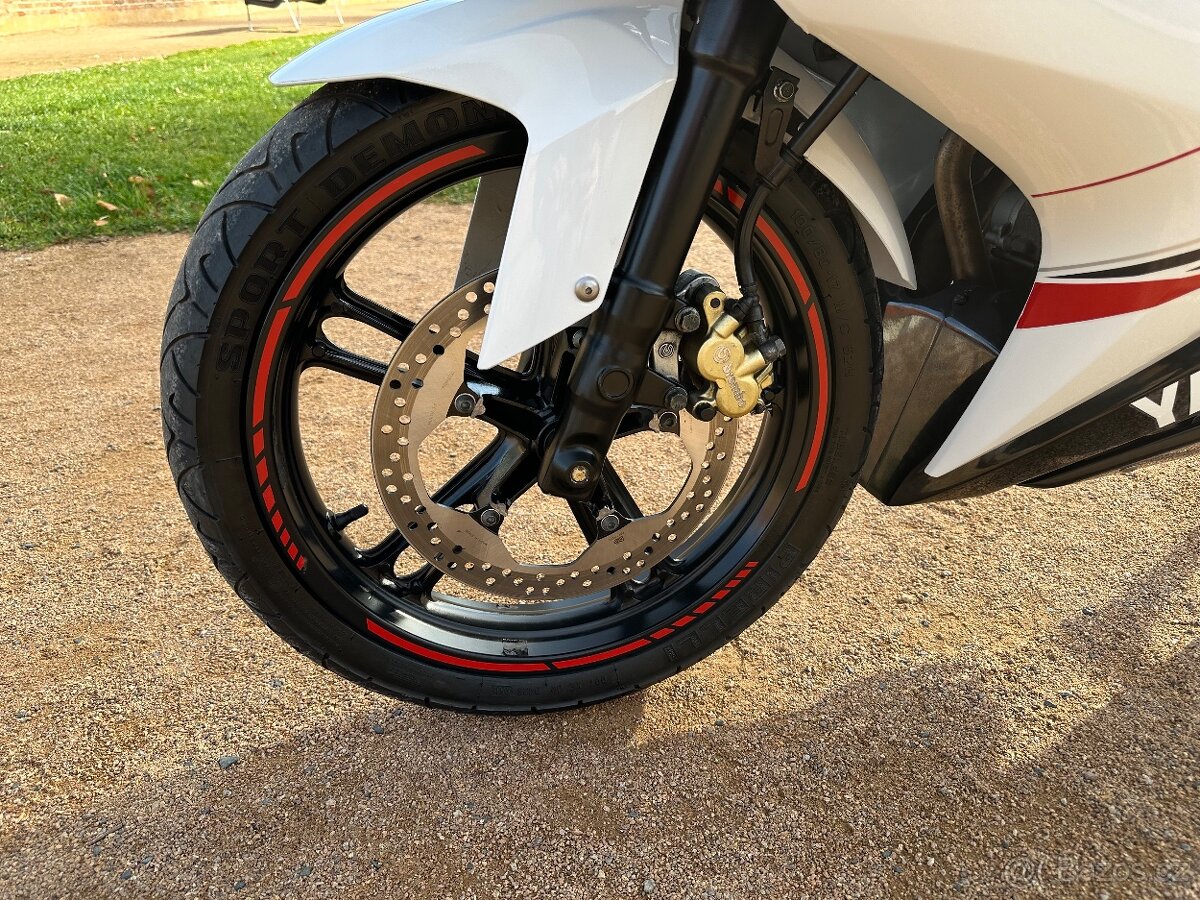 Yamaha yzfr 125 Nová STK Původ ČR TOP STAV - 13