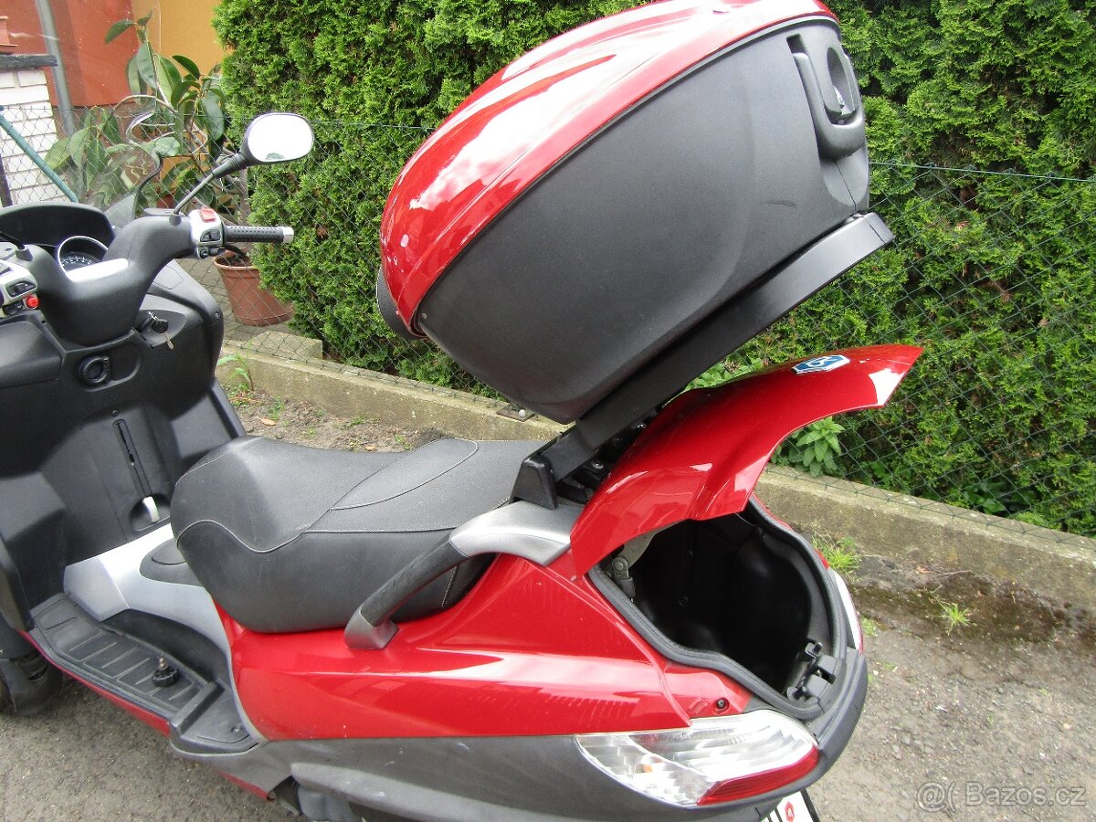 Piaggio MP3 250i L3e - 13