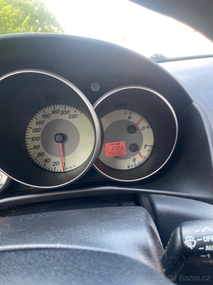 Mazda 3 1.6i 77KW +Zimaky - 13