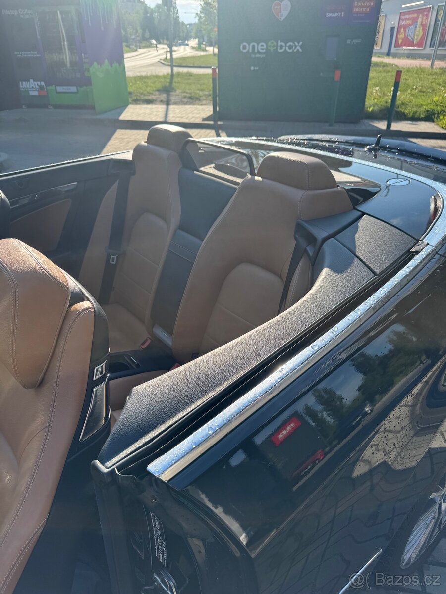 Mercedes 207 cabriolet - 13
