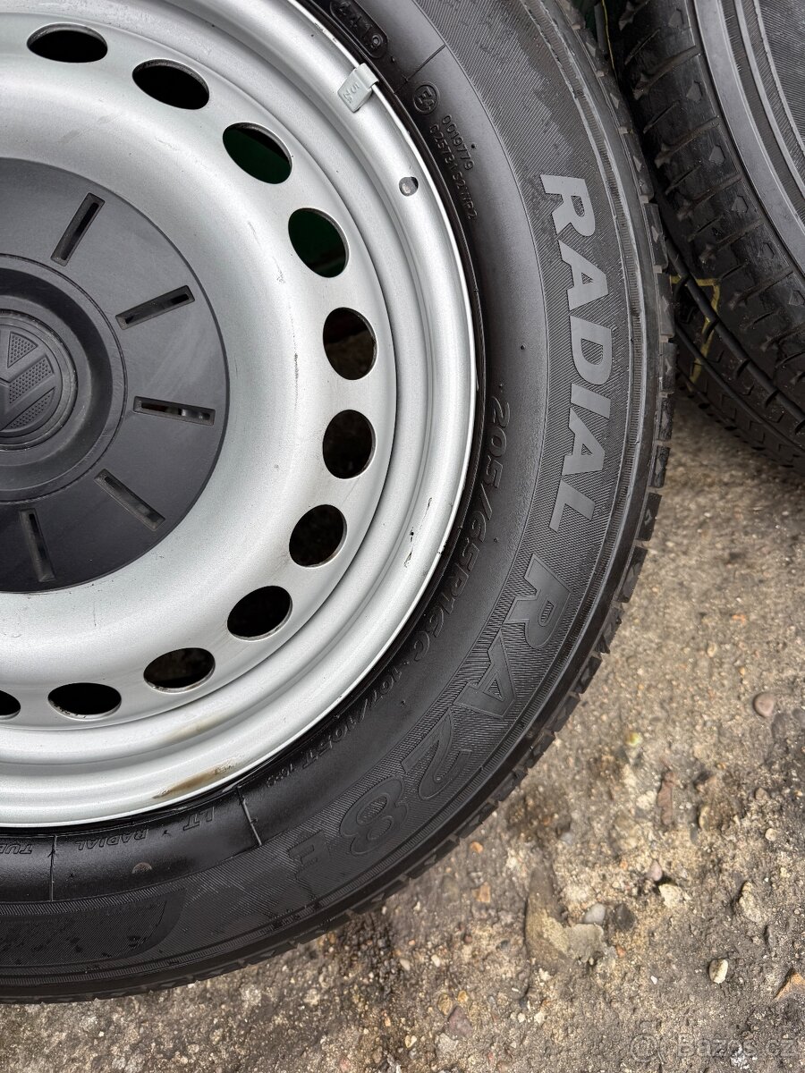 VW Transporter Multivan T5-letní sada 205/65/16C - 13