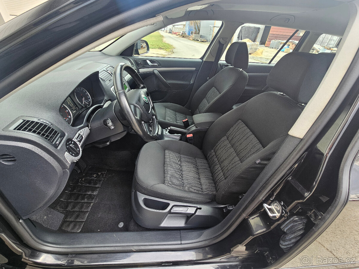 Škoda Octavia 2.5 1.4 TSi 90 kW - 13